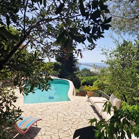 Clarte Villa